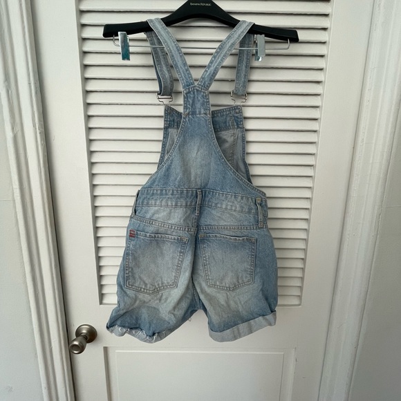 Urban Outfitters BDG Linda Denim Shortall
Overalls 27 - Picture 3 of 4
